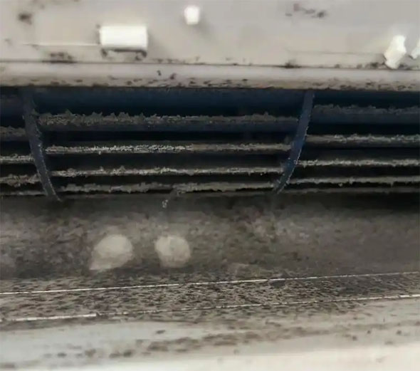 汾阳空调吹的风有股烧焦味是怎么回事